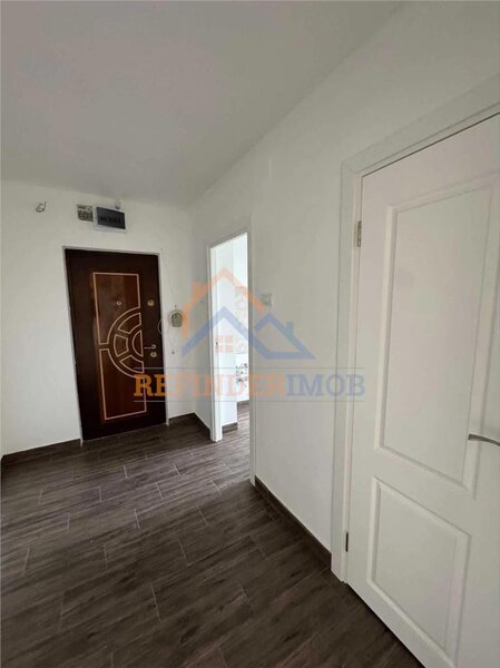 Titan Ozana, Metrou 1 Decembrie, apartament 3 camere, renovat complet,